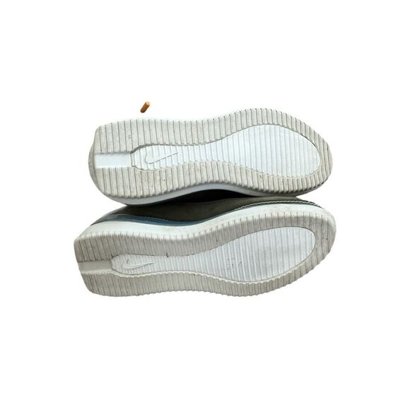 Nike Air Max FF 720 Sneakers - Picture 7 of 9